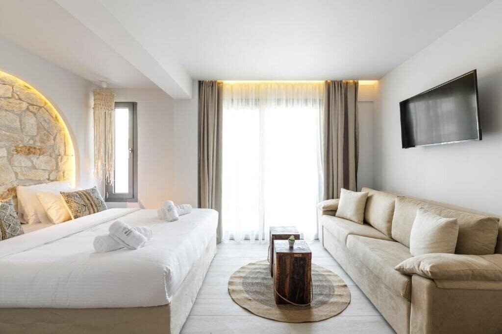 Фотография Amalthia Luxury Suites 4*