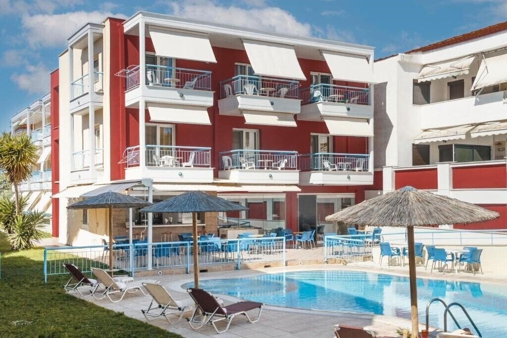 Отель Summer Dream Hotel Polykhrono 4*