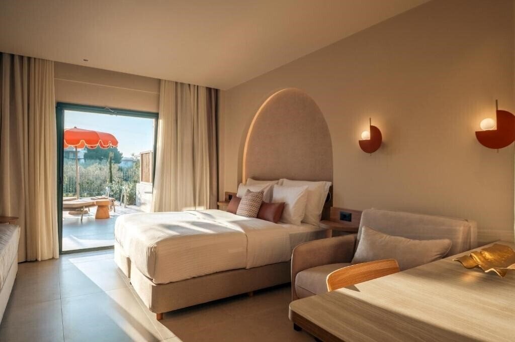 Фото Zeus Eleva Kassandra Lagoon 5*