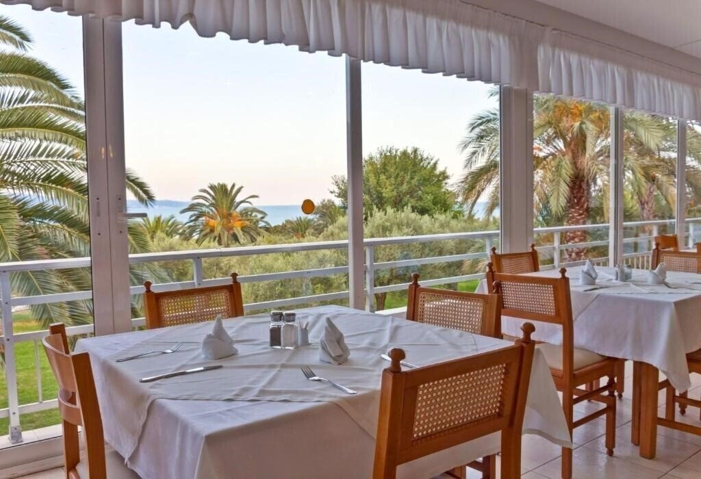 Фото Mendi Hotel 4*