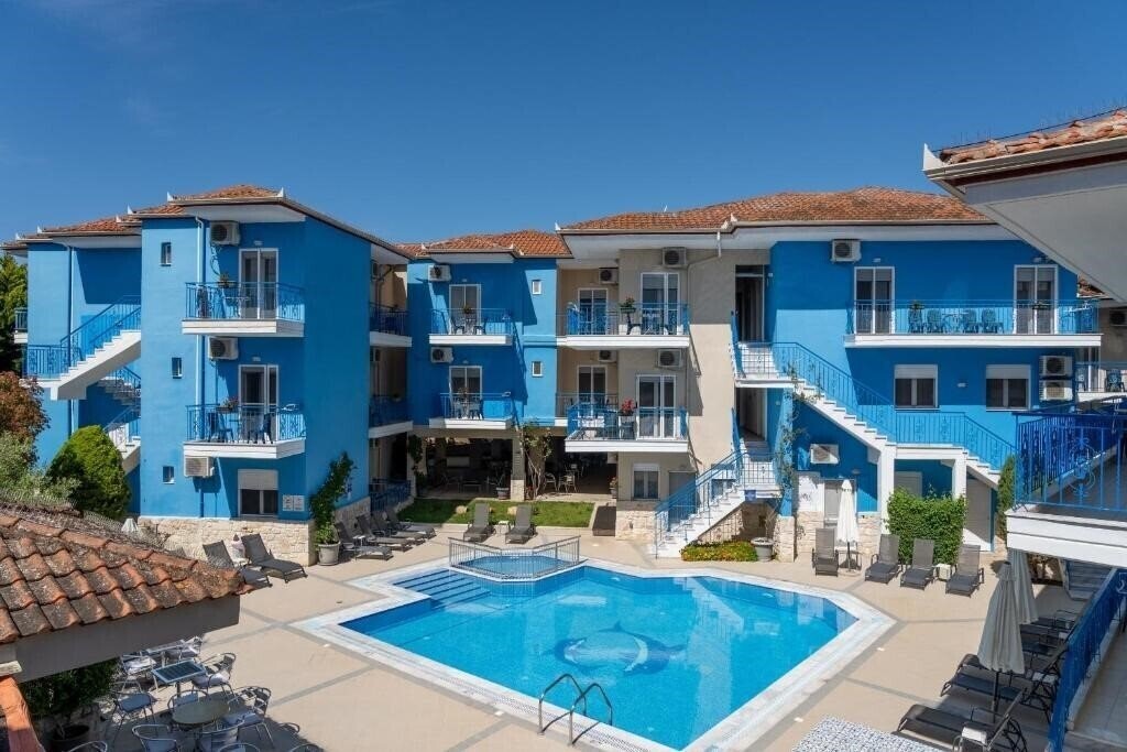Отель Stratos Hotel 3*