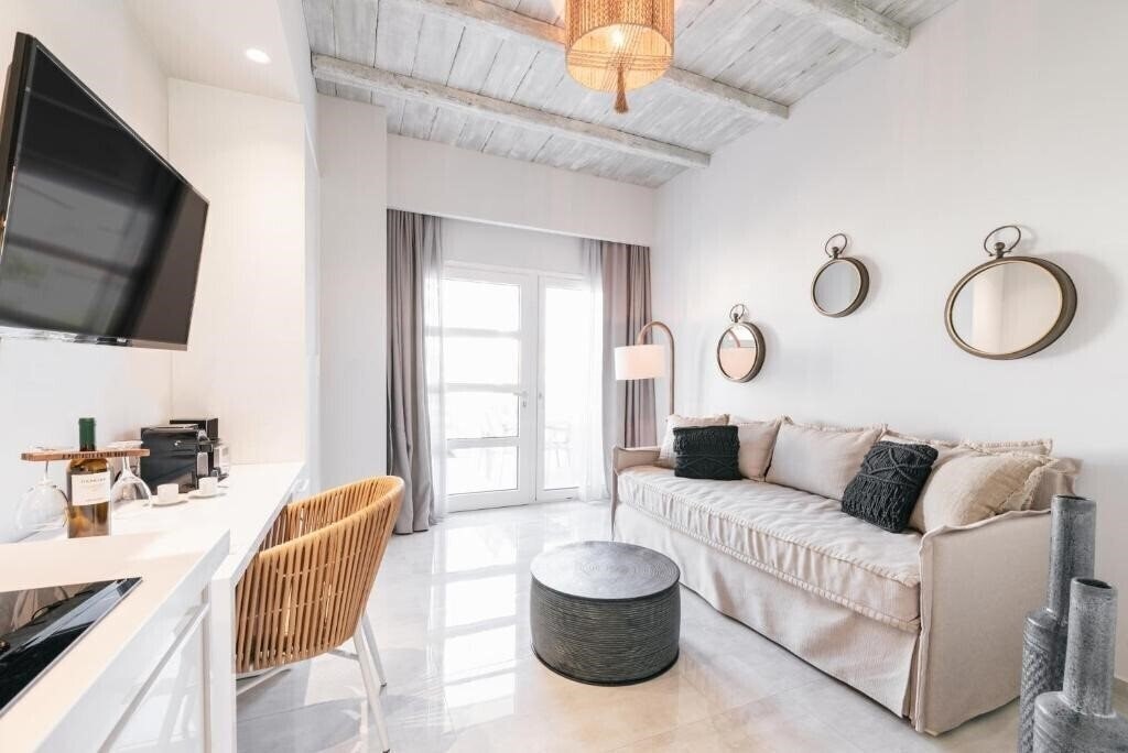 Фото Minthi Boutique Apartments 4*
