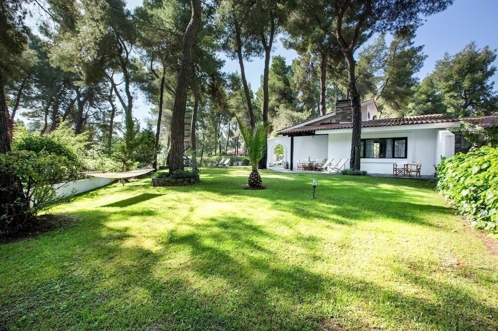 Изображение Villa Emily By Jj Hospitality 4*