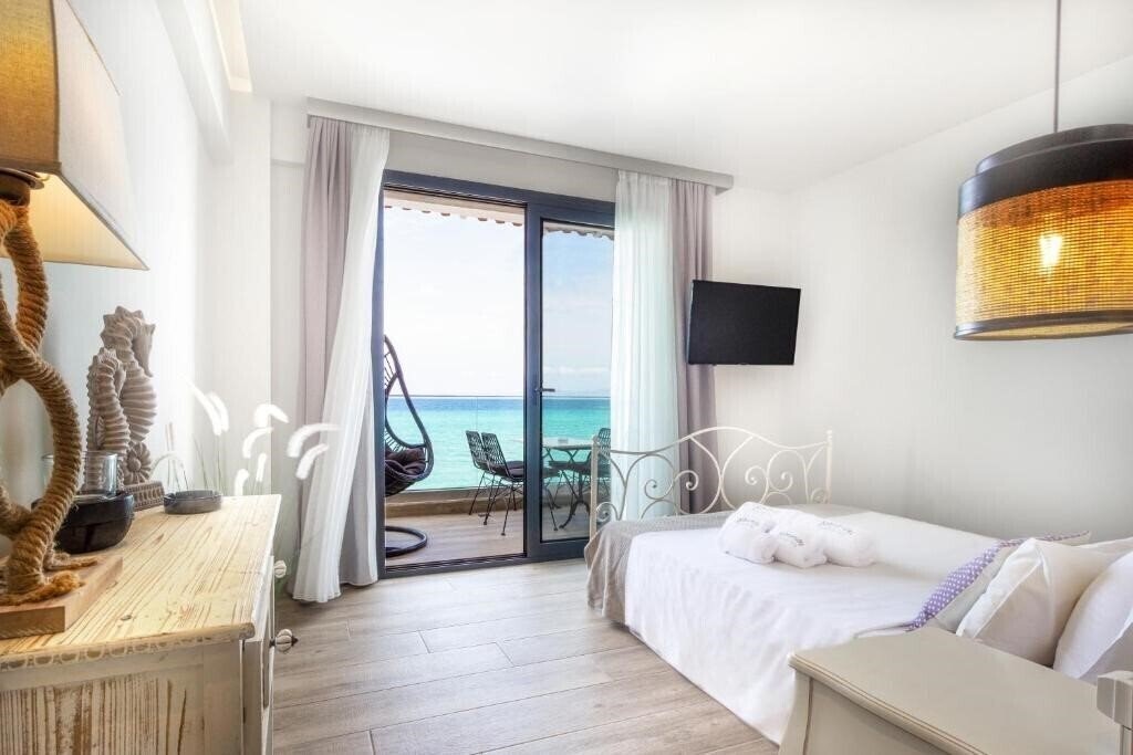 Фото Alkionides Apartments 3*