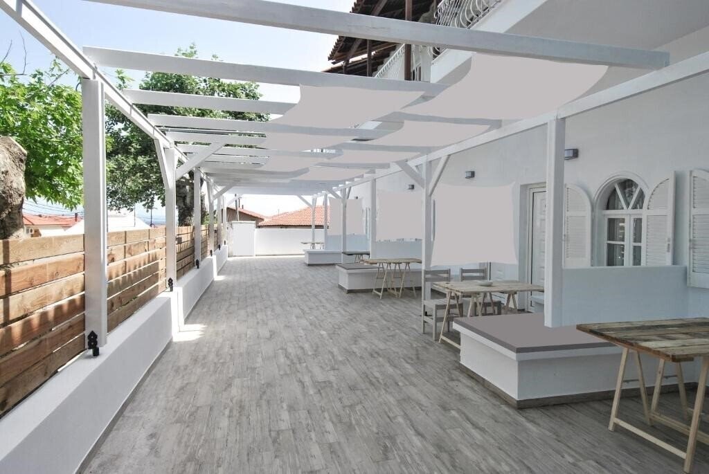 Отель Imeres Studios & Apartments 3*