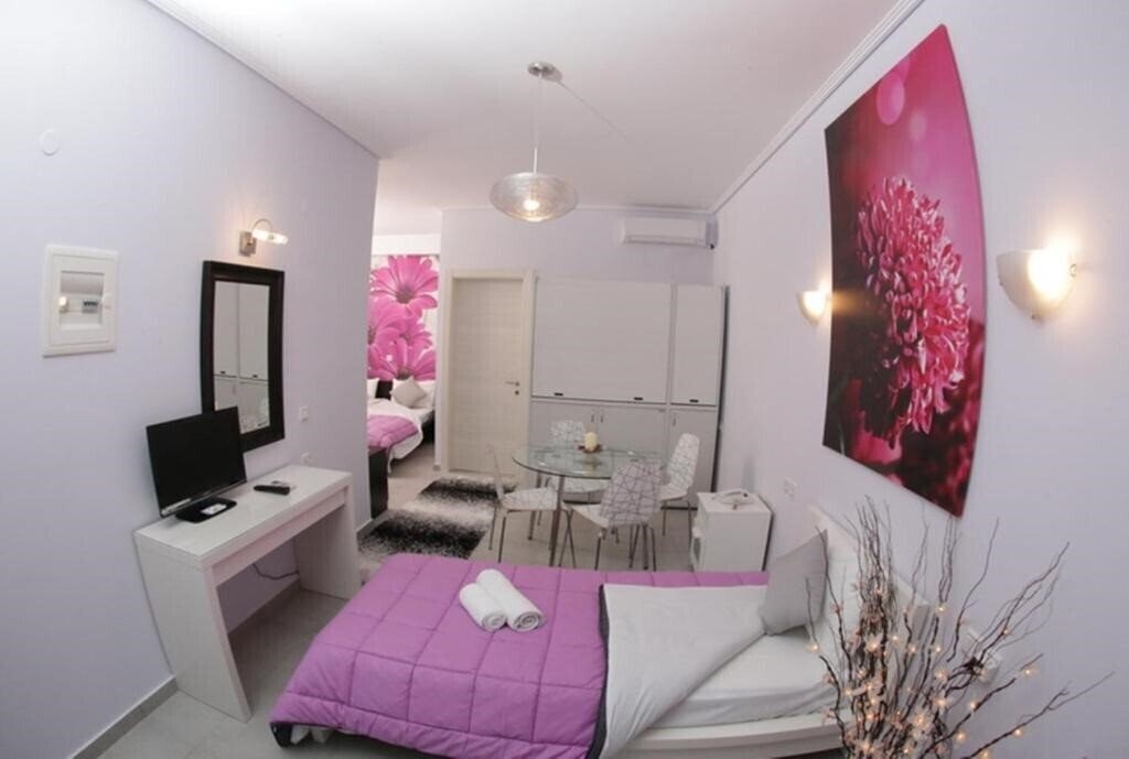 Отель Ioulia Studios 3*