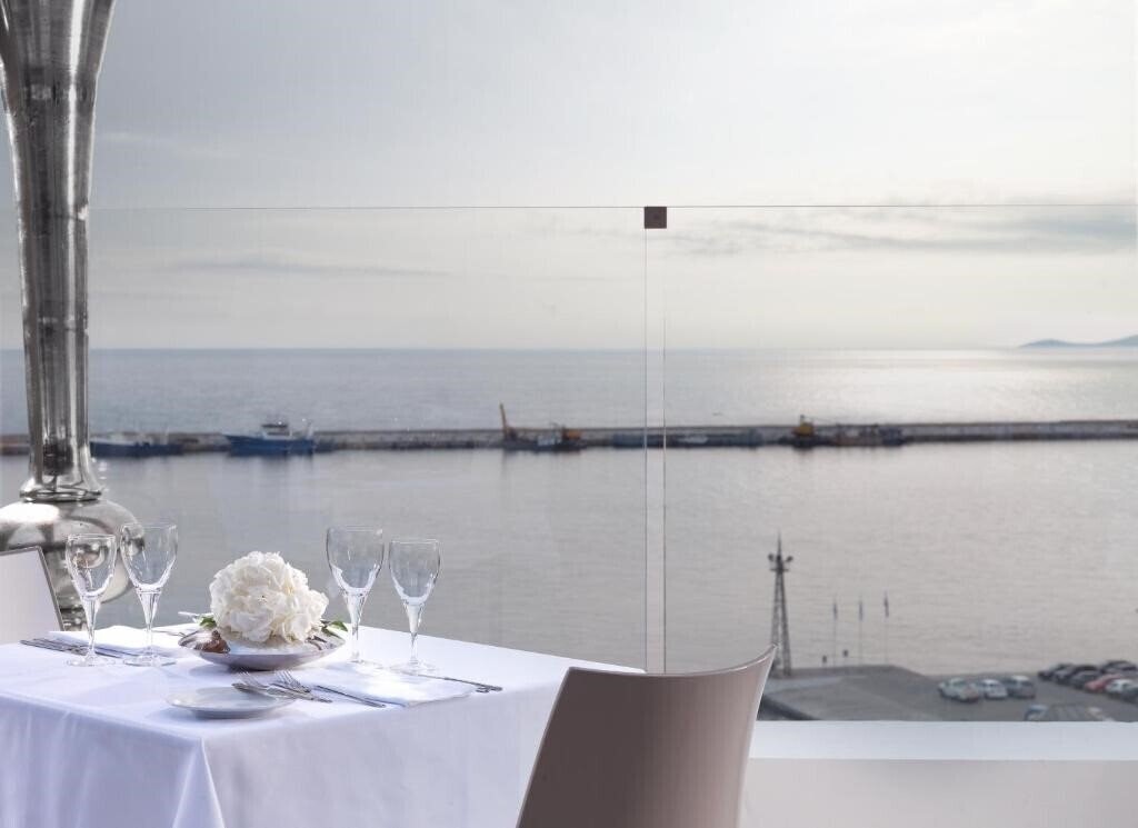 Изображение Galaxy Hotel Kavala 3*