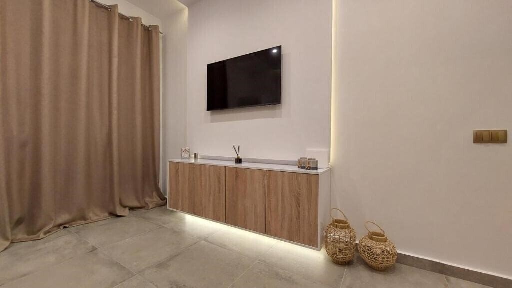 Отель Oasis Apts апартаменты