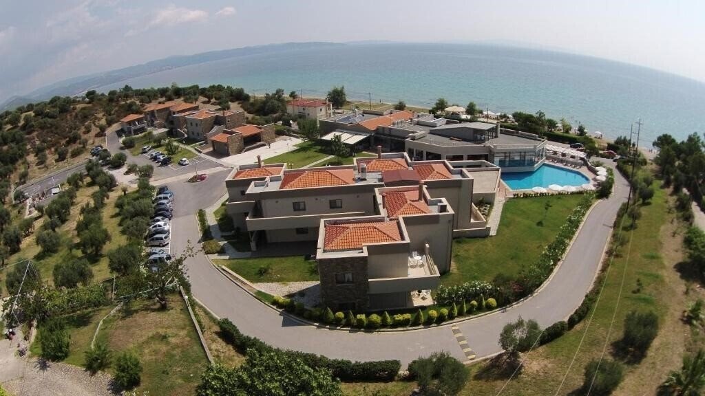 Готель Krotiri Resort 4*