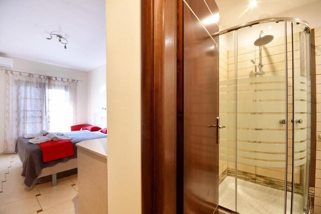Фото Avra Hotel 3*