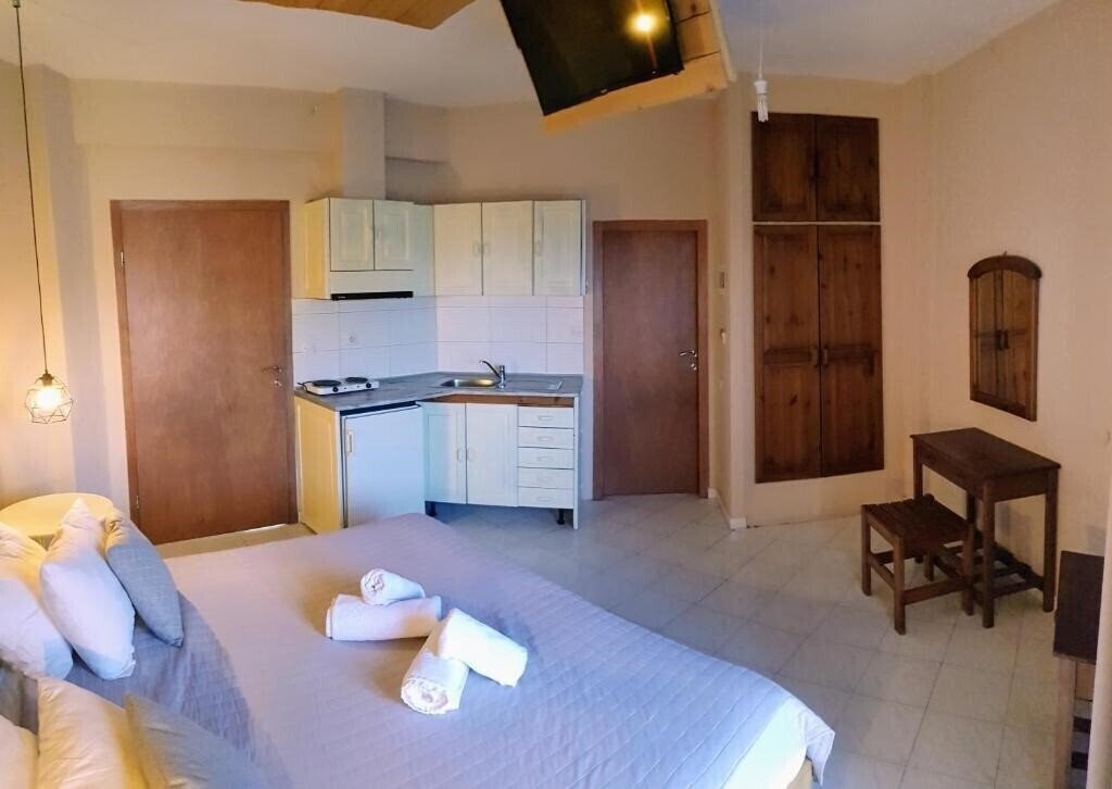Картинка Anemos Hotel 2*