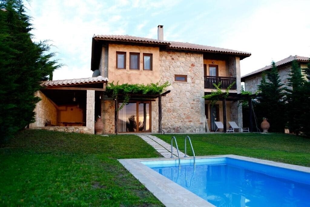 Готель Fruit Garden Villas 2*