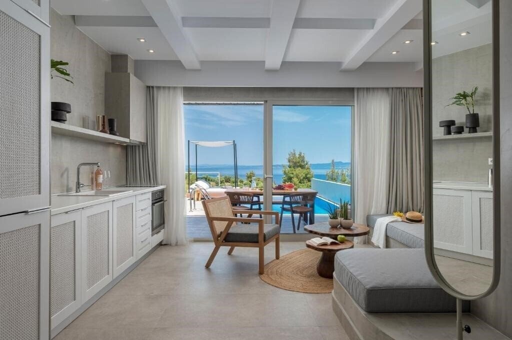Фото Villa D'Oro Luxury Villas & Suites 4*
