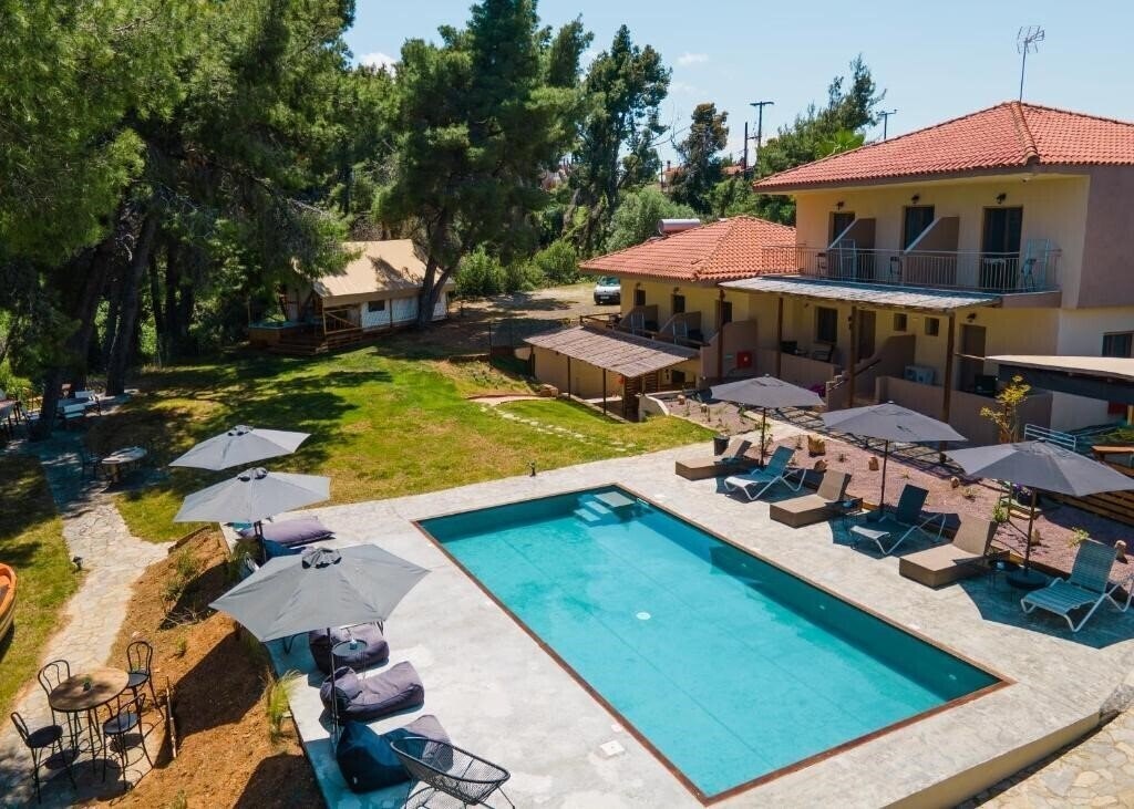 Готель Pefkon Boutique 4*