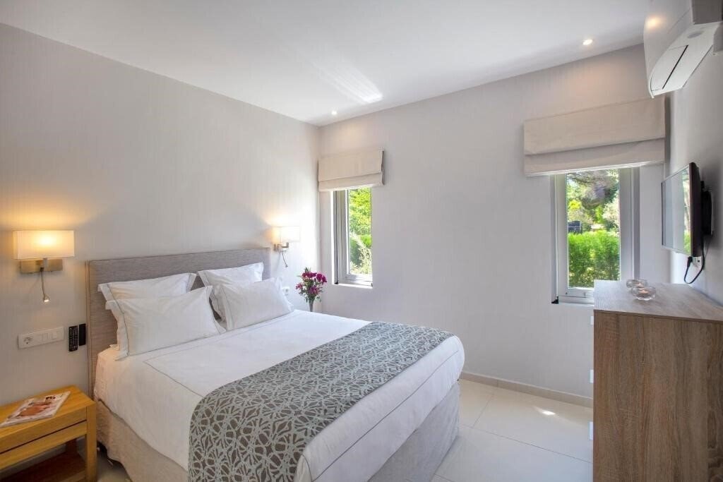 Фото River Beach 4*