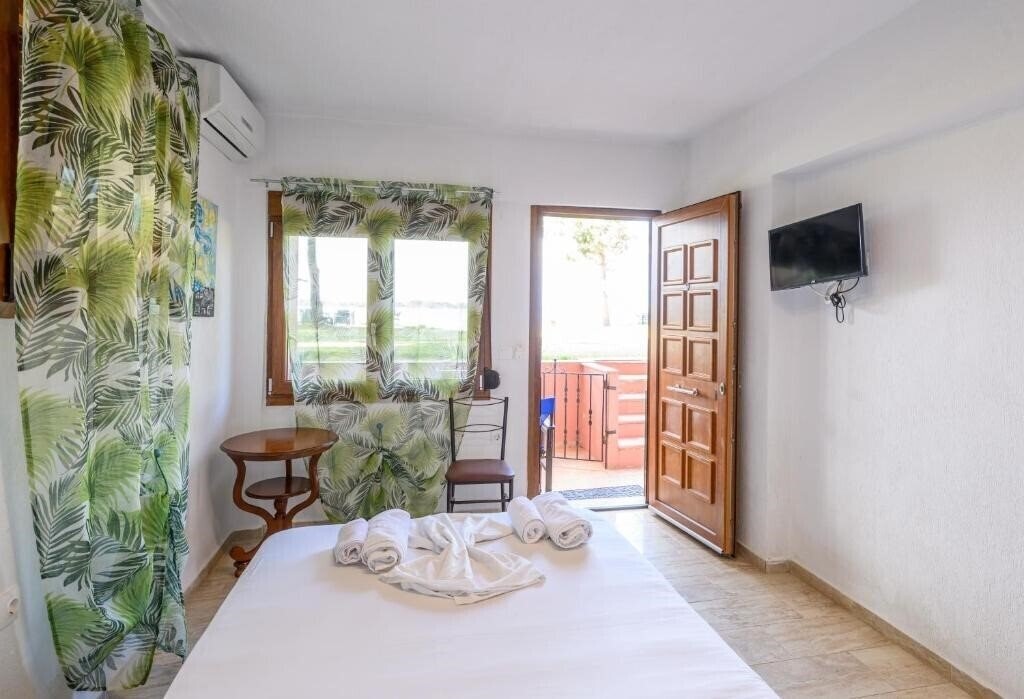 Зображення Studios Efi Beach 4*