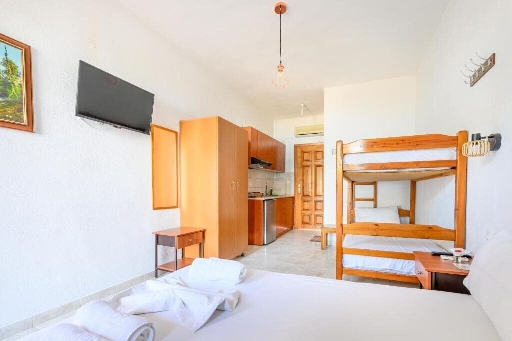 Картинка Studios Efi Beach 4*