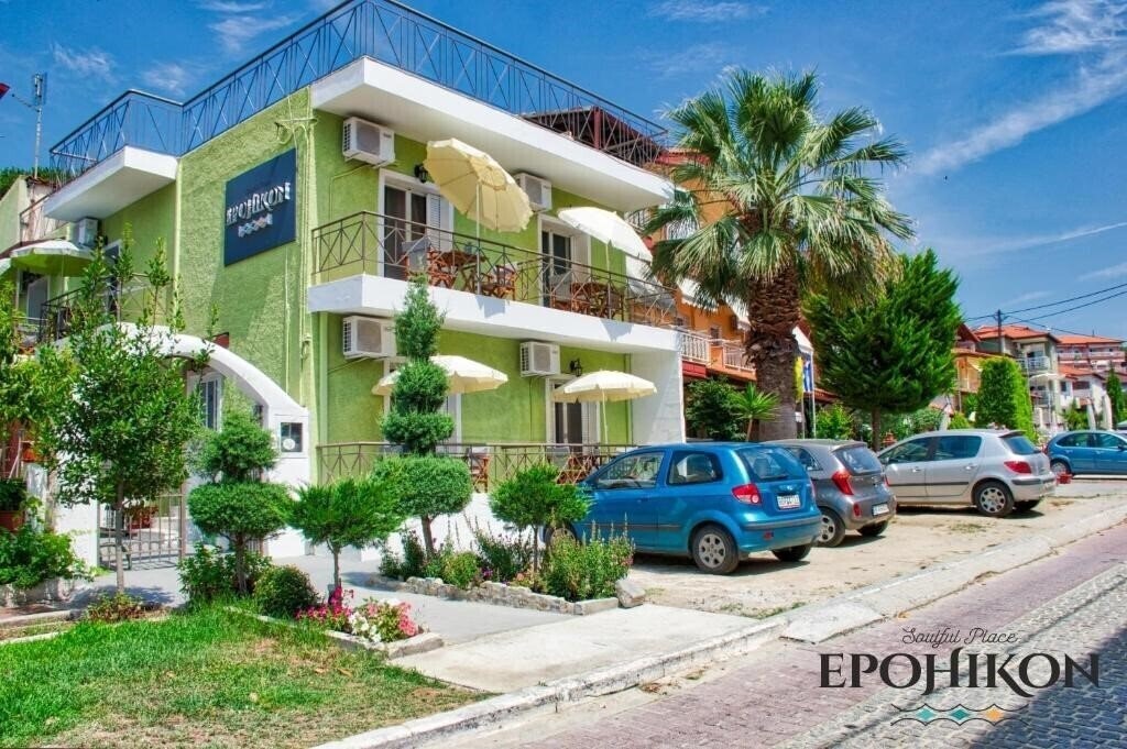 Отель Epohikon Studios 3*