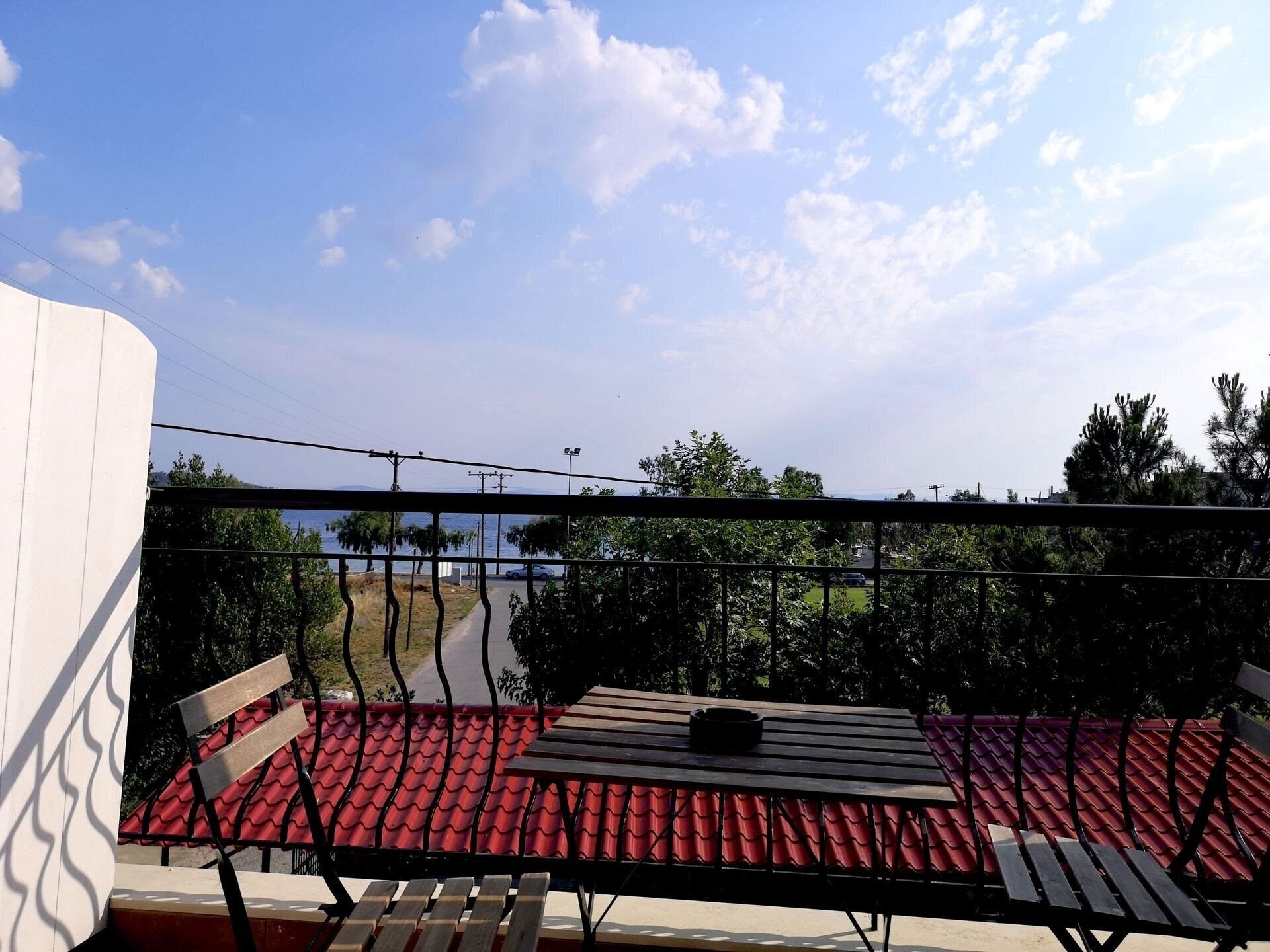 Картинка Gyalos Beach Front Aparthotel 3*