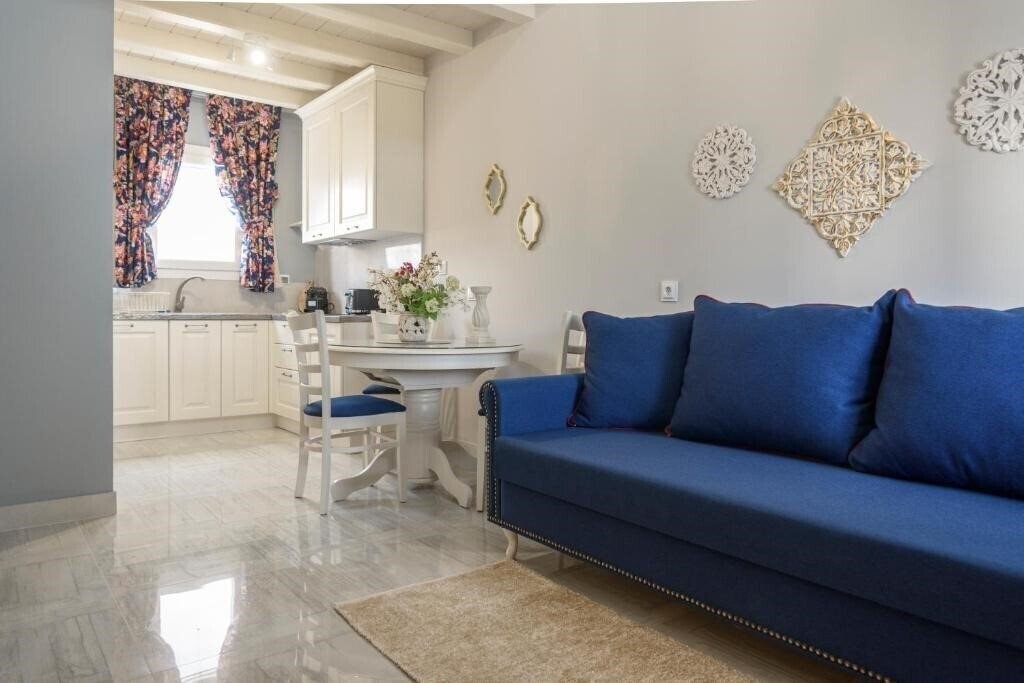 Изображение Nafsika Suites 3*