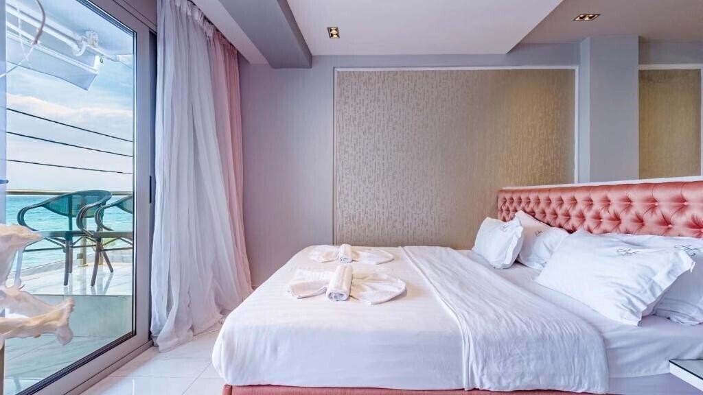 Изображение Alpha Luxury Suites 4*