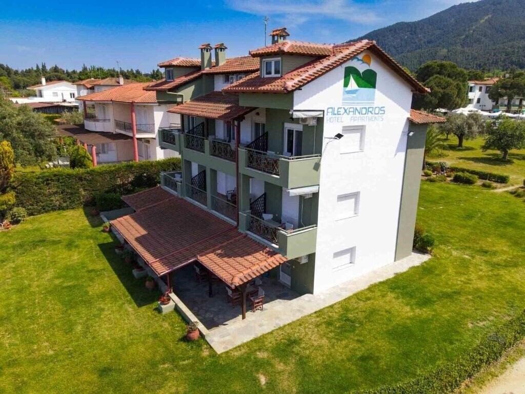 Отель Alexandros Hotel Apartments 3*