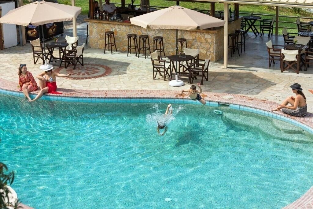 Фотографія Nikiforos Village 3*