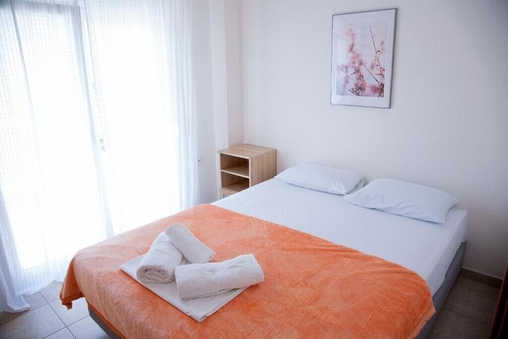Изображение Eleni Apartments 4 Seasons 3*