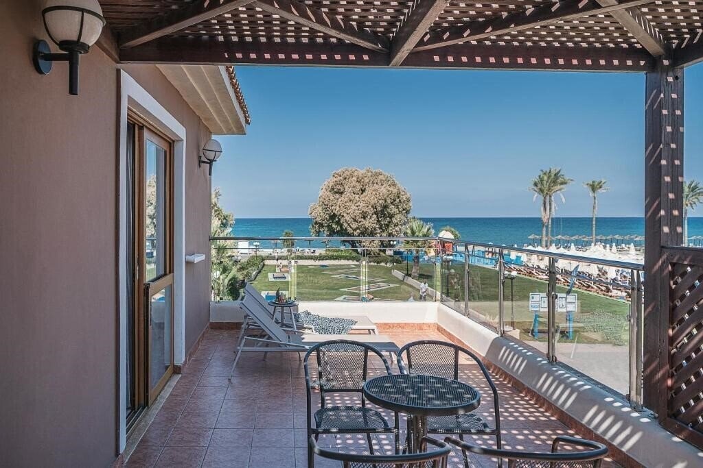Фотографія Caldera Creta Paradise 4*
