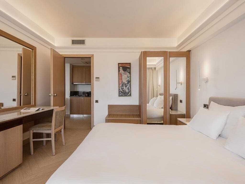 Изображение Porto Platanias Beach Resort & SPA 5*