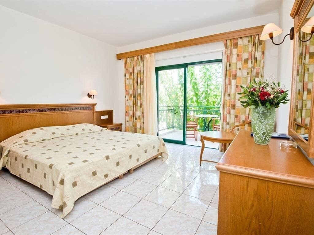 Фотографія Vantaris Corner 1*