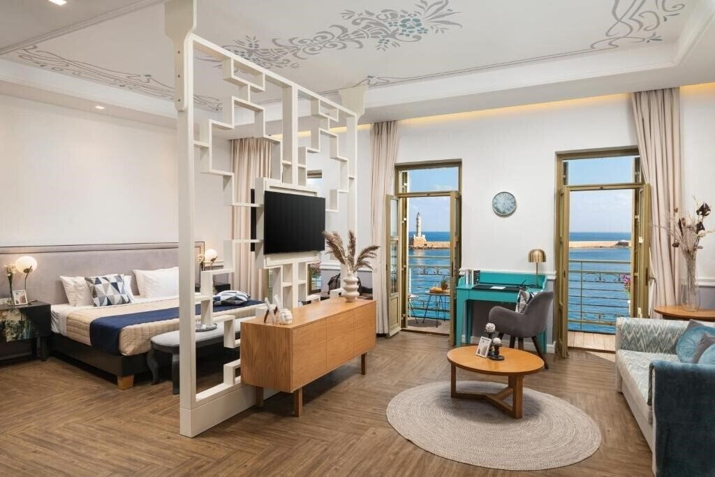 Отель Elia Palatino Hotel 4*