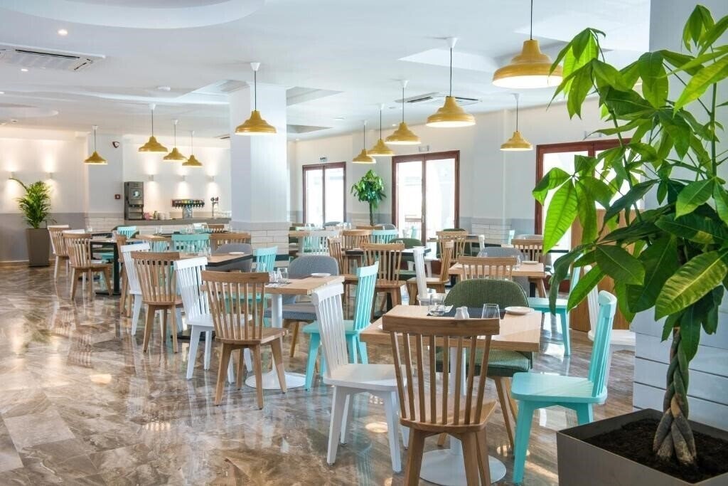 Фотография Solimar Turquoise 4*