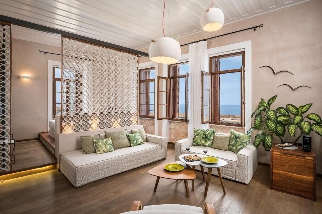 Отель Ambassador Residence Boutique Hotel 5*