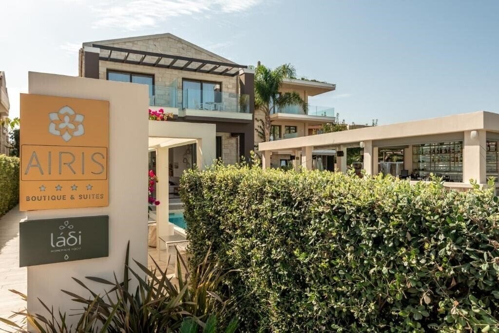 Фото Airis Boutique & Suites 4*