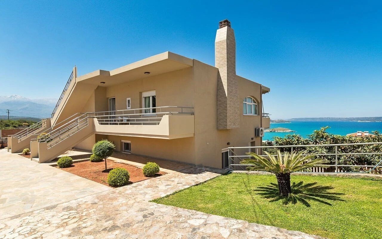 Отель Vamagia Villa 4*