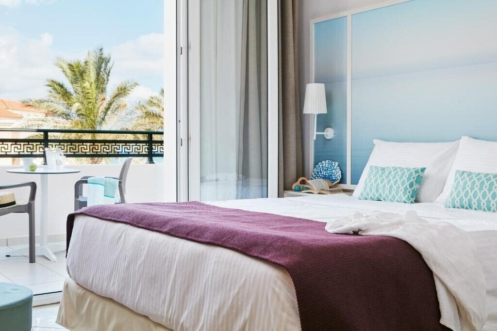 Фото Atlantica Caldera Beach 4*