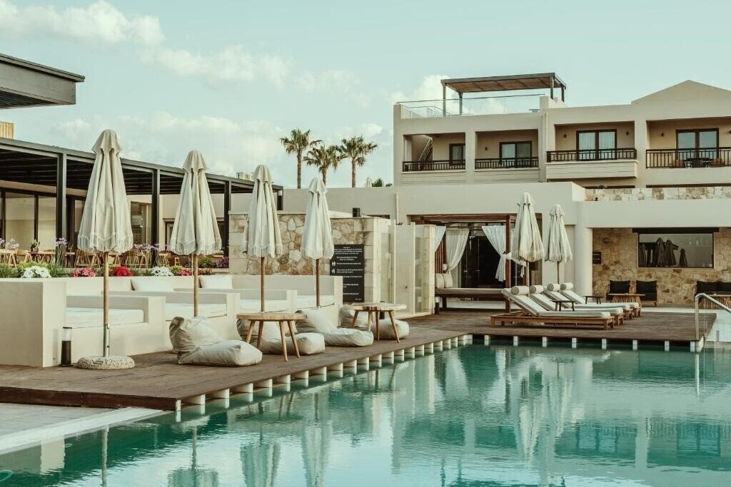 Фотографія Louis Asterion Suites & SPA 5*