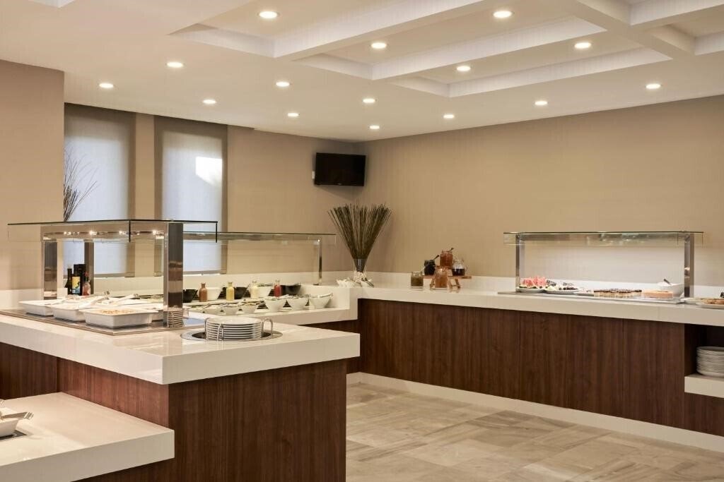 Фотография Atlantica Amalthia Beach Resort (Adults Only 16+) 4*