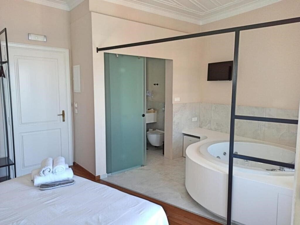 Картинка Amphora Hotel 4*
