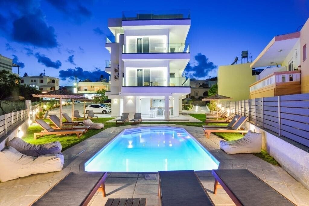 Отель Elia Kalamaki Hotel + 3*