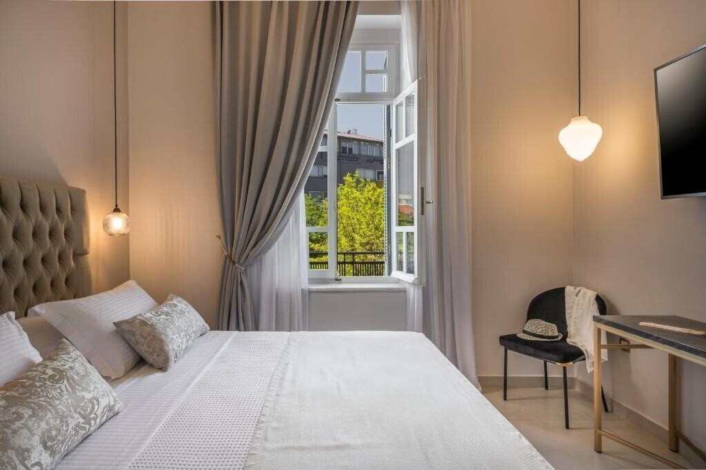 Картинка Plaza 1866 Superior City Rooms + 3*