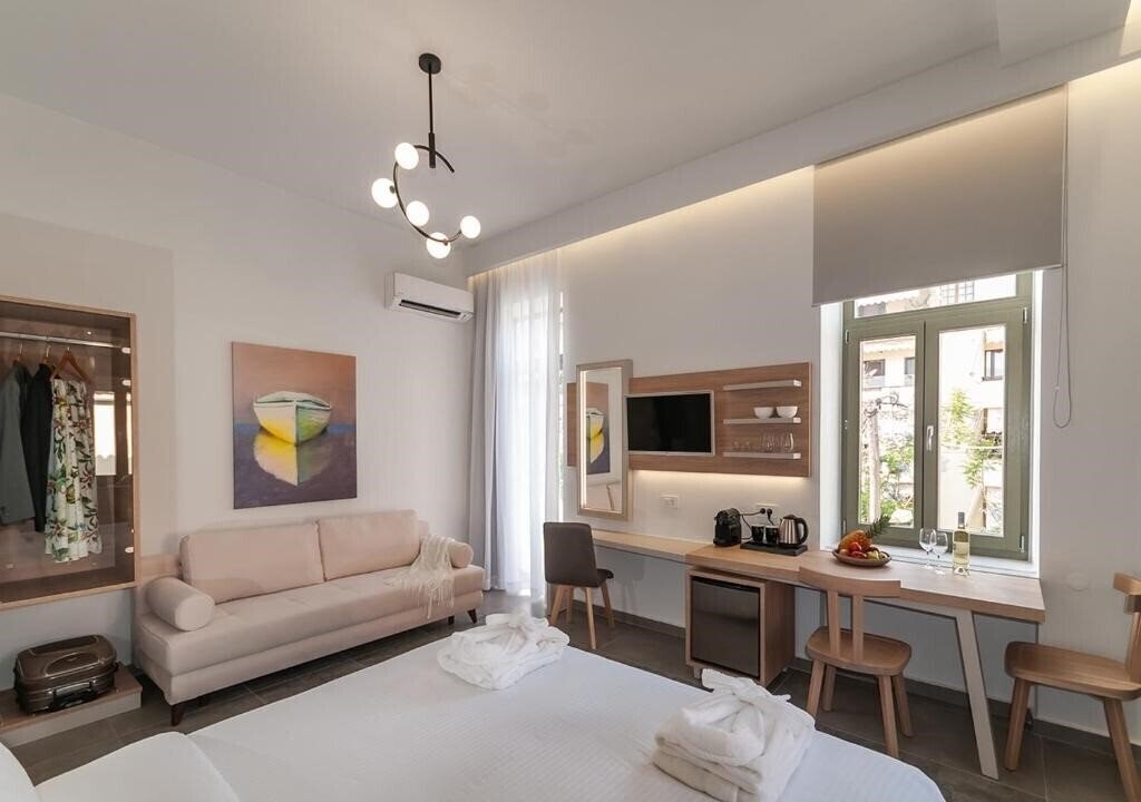 Фото Epavli Boutique Hotel + 3*