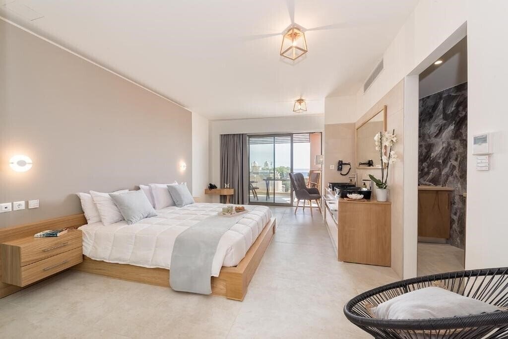 Готель Lilium Luxury Suites 3*