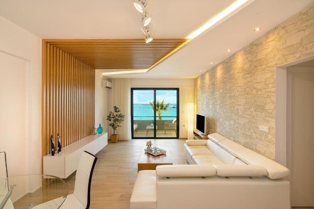 Отель Elia Beach Apartment 3*