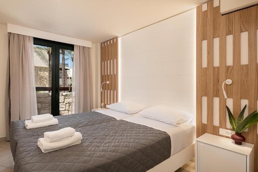 Картинка Elia Platanias 3*