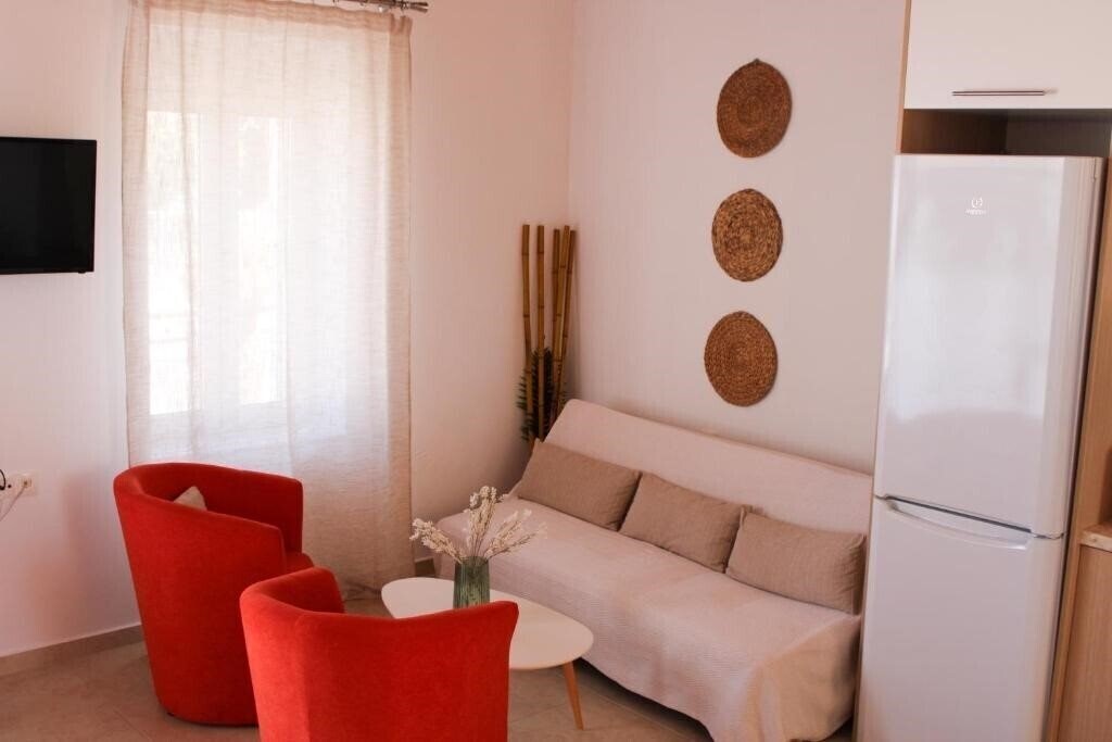 Готель Chez Athena 4*