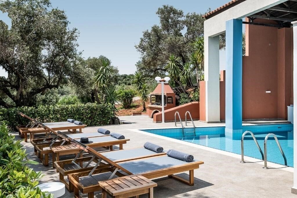 Готель Vilia House On The Hill 4*