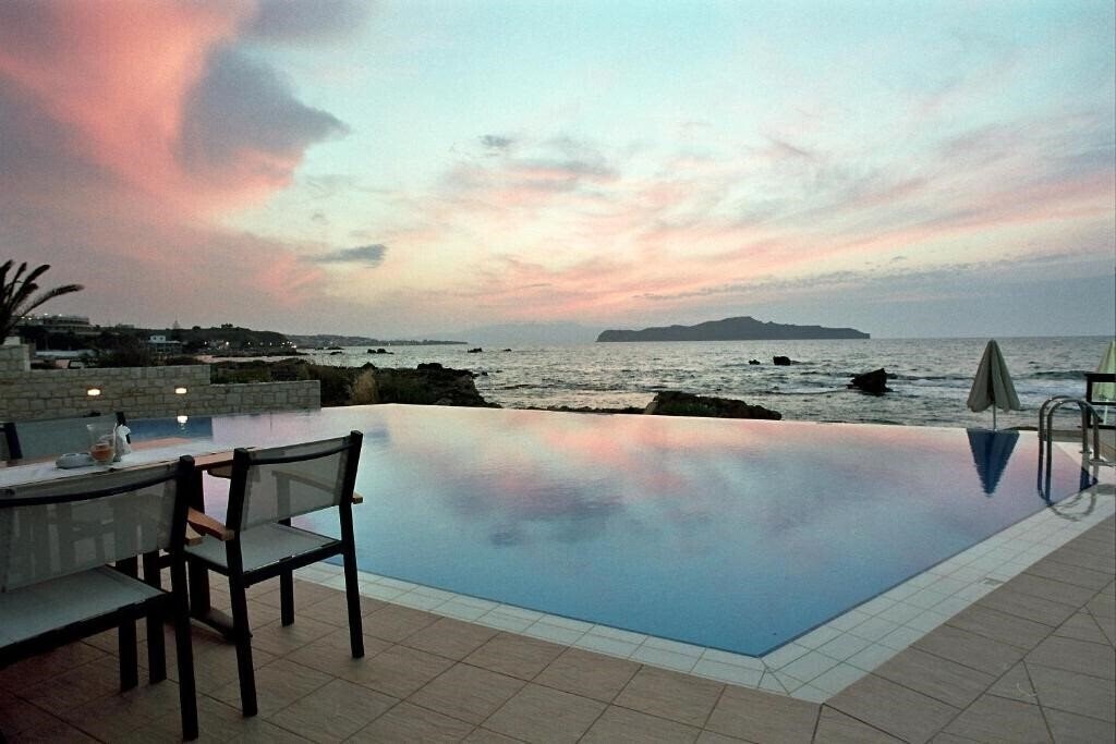 Картинка Corinna Mare 5*