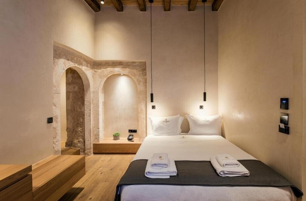 Фото Monastery Estate Venetian Harbor 4*